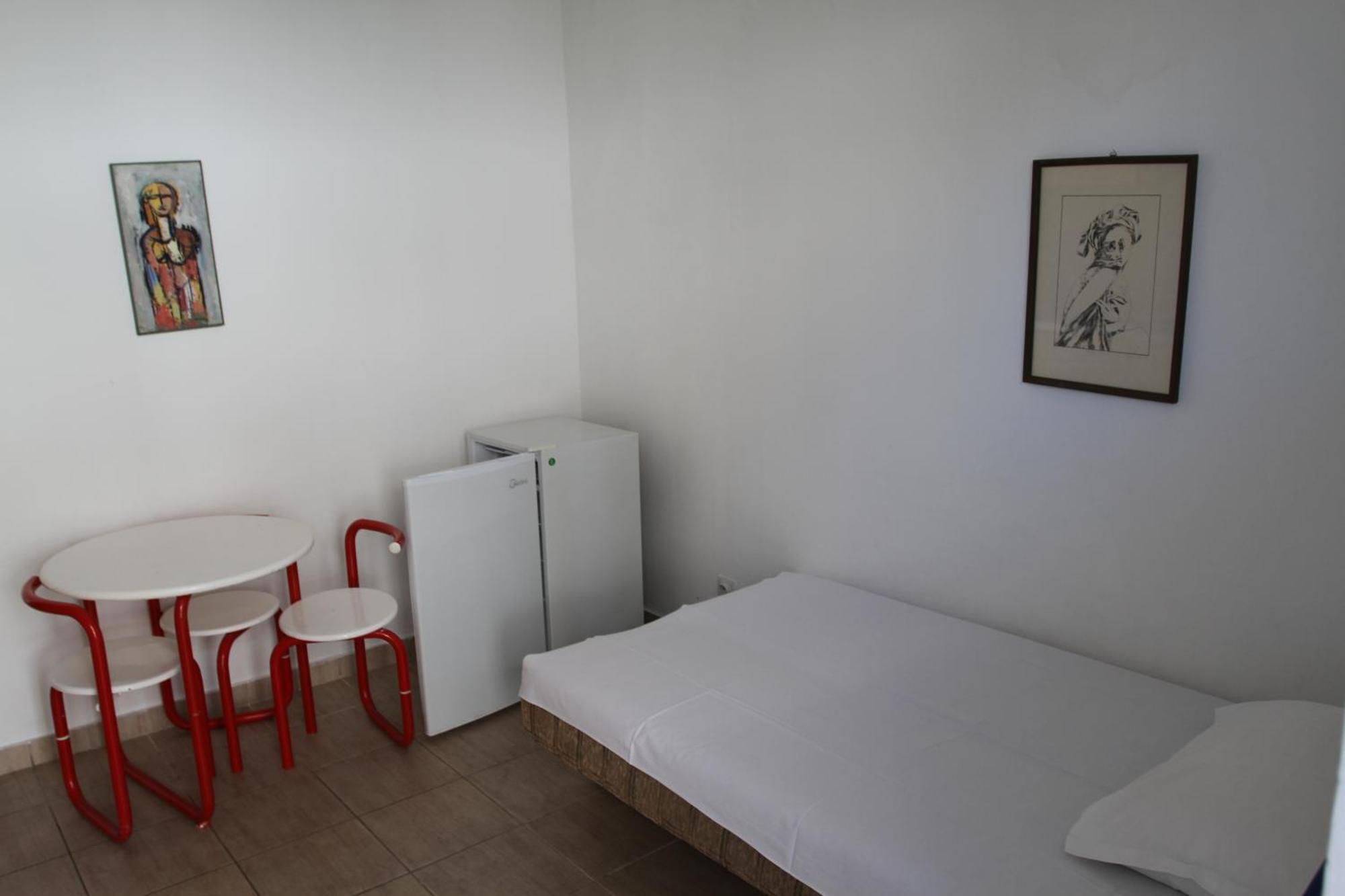 Apartments Popovic Petrovac Exteriör bild