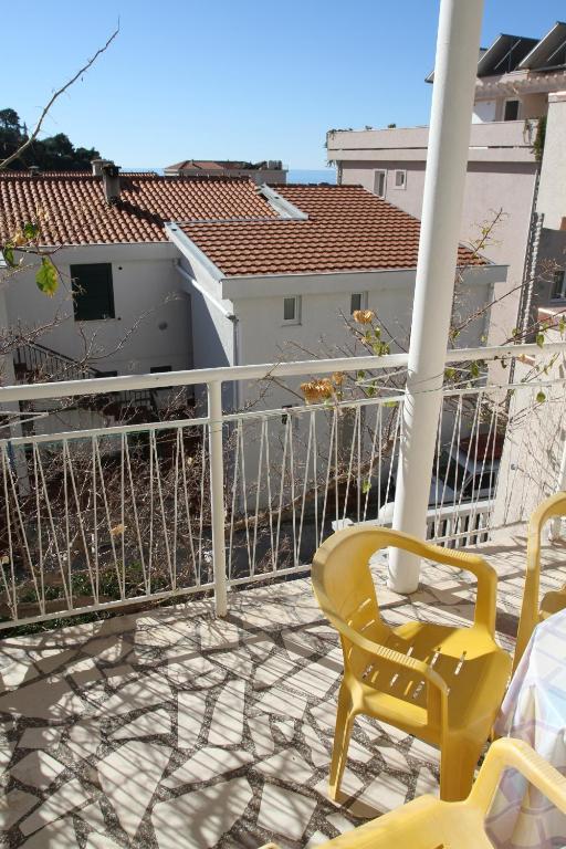 Apartments Popovic Petrovac Rum bild